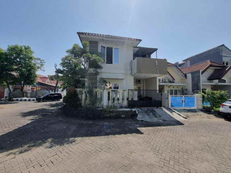 dijual rumah pantai mentari