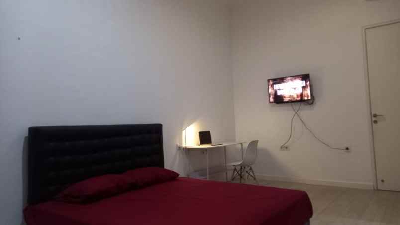 dijual rumah pasar modern citraland