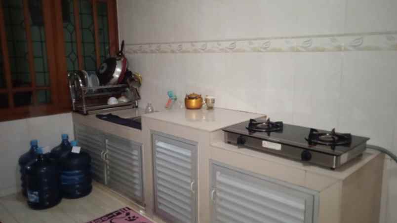 dijual rumah perumahan era mas 2000