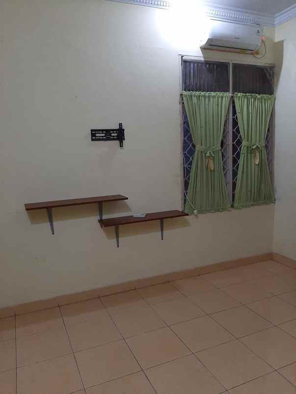 dijual rumah perumahan griya bintara