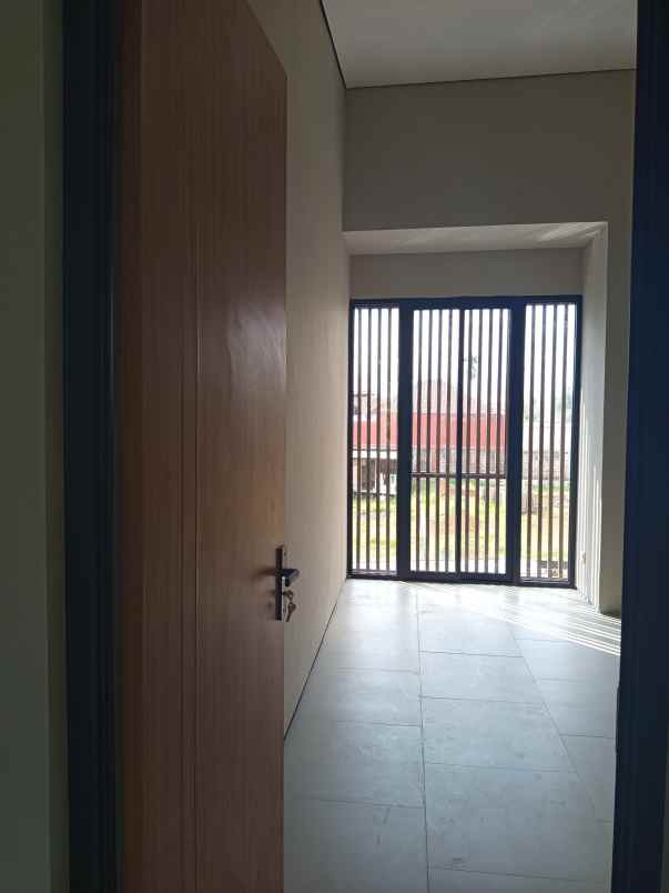 dijual rumah perumahan jatijajar depok