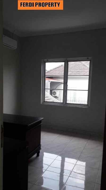 dijual rumah perumahan kota wisata cibubur