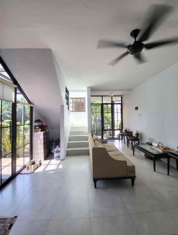 dijual rumah perumahan neo permata