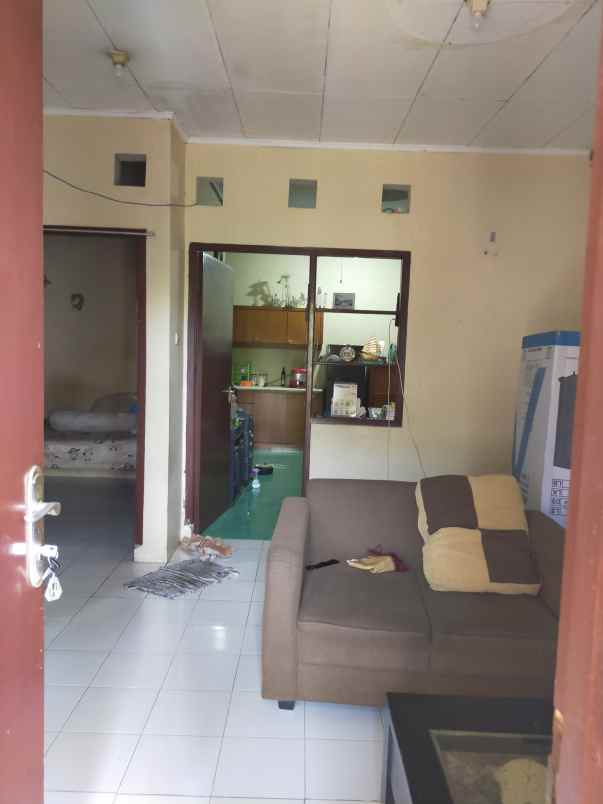 dijual rumah perumahan permata depok