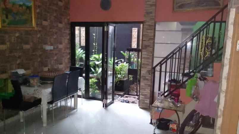 dijual rumah perumnas 1 kranji