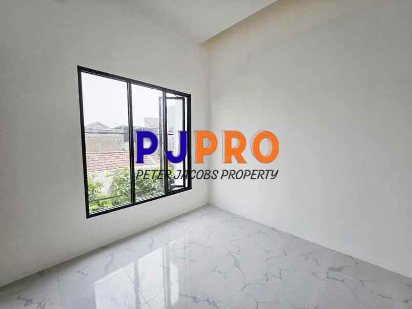 dijual rumah pondok ungu permai