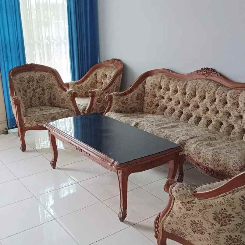 dijual rumah puri anjasmoro