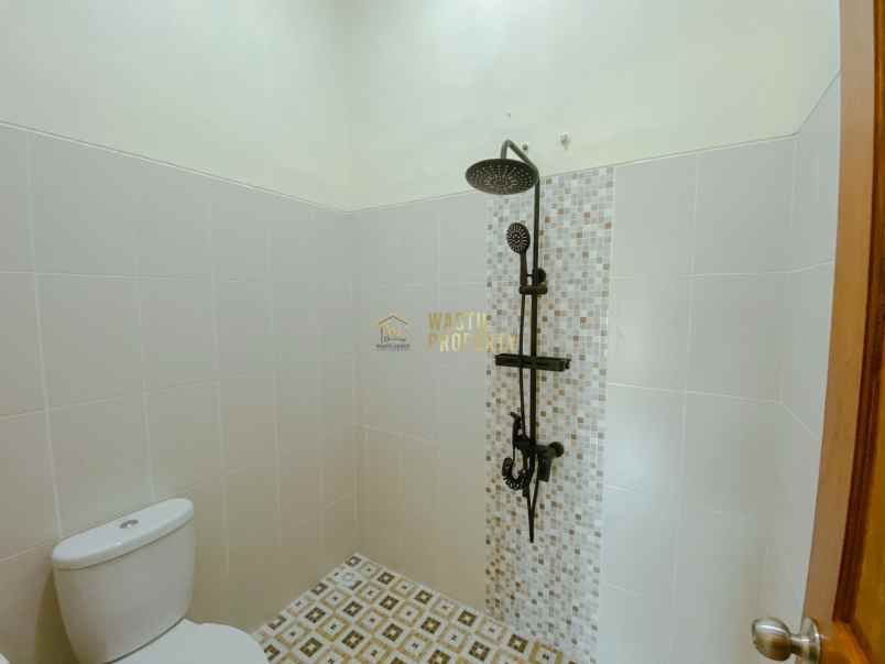 dijual rumah purwomartani