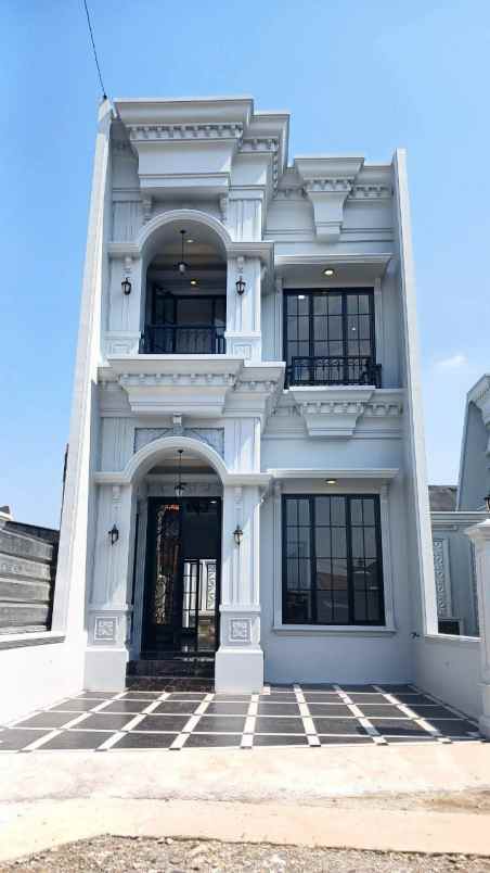 dijual rumah raden saleh