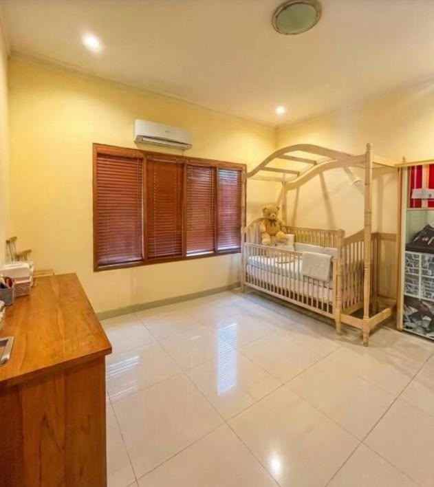 dijual rumah radio dalam