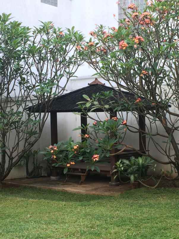 dijual rumah radio dalam