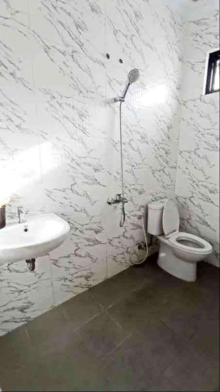 dijual rumah rawamangun jakarta timur