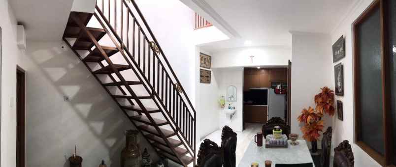 dijual rumah rumah jl cendana kranggan