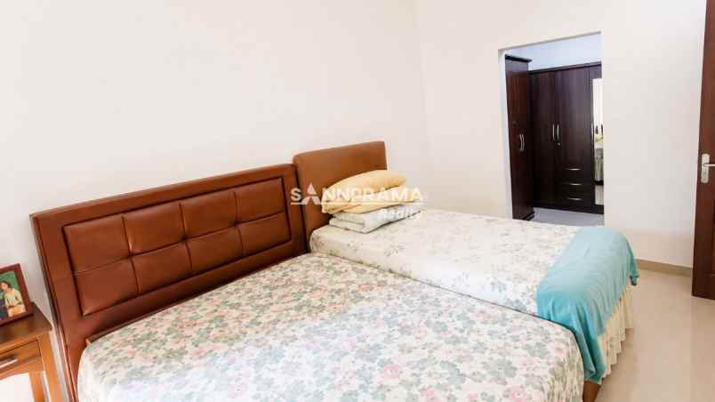 dijual rumah sawangan