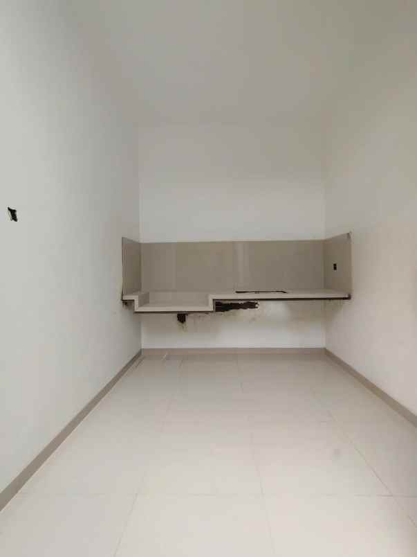 dijual rumah setu cipayung jaktim