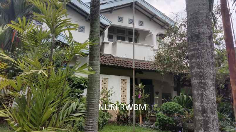 dijual rumah siap huni di sektor 2 bintaro tangsel