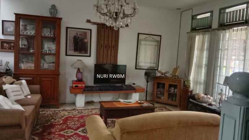 dijual rumah siap huni di sektor 2 bintaro tangsel