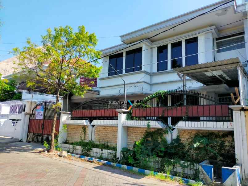 dijual rumah simpang darmo permai selatan