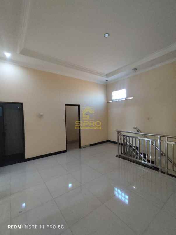 dijual rumah sip530