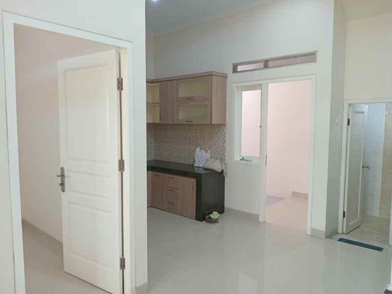 dijual rumah srengseng sawah jagakarsa