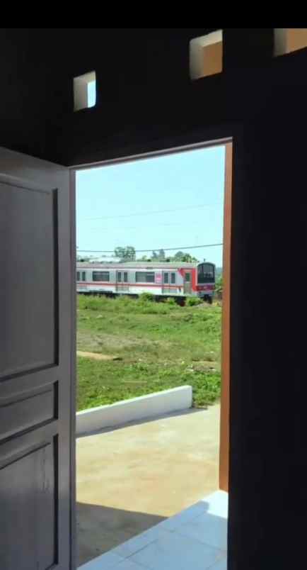 dijual rumah stasiun daru kec jambe