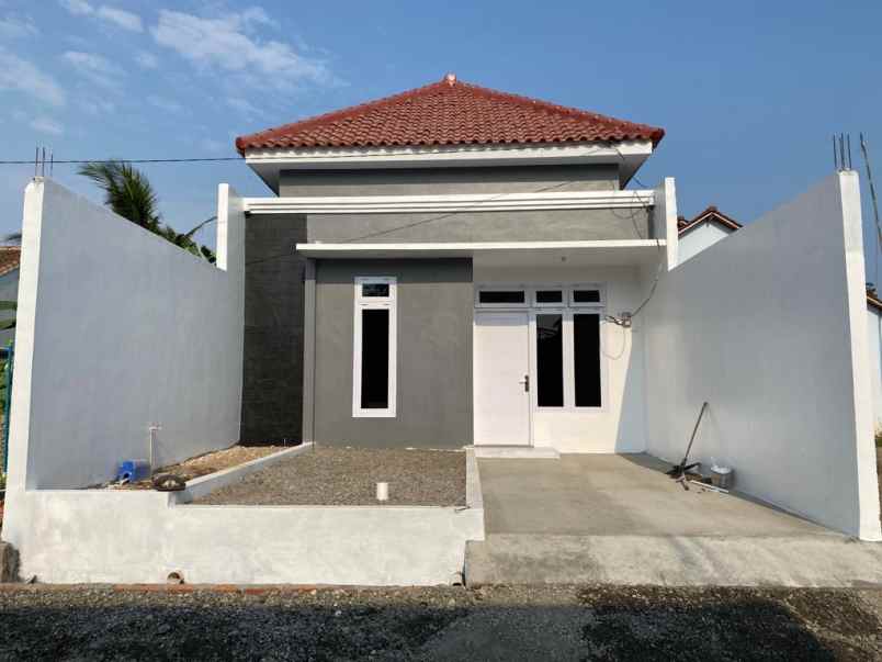 dijual rumah strategis pusat kota sruweng kebumen
