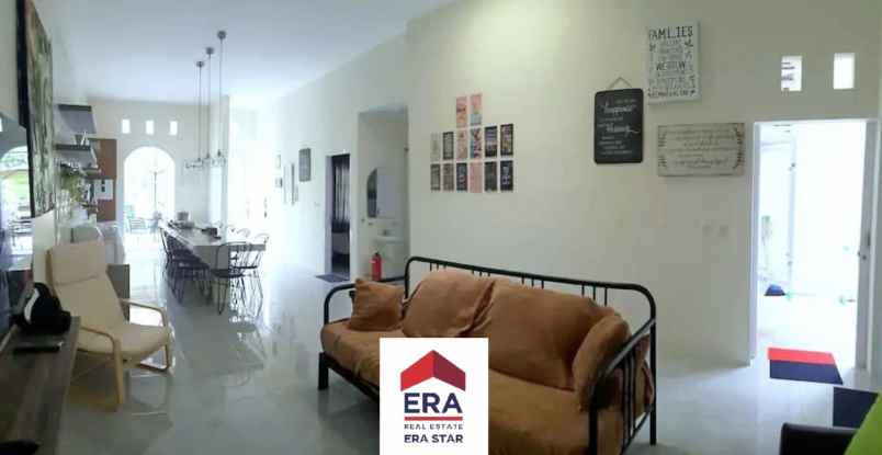 dijual rumah taman legian sentul