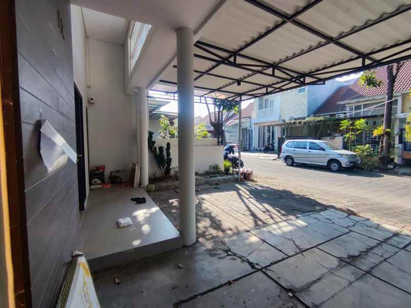 dijual rumah taman wisata regency