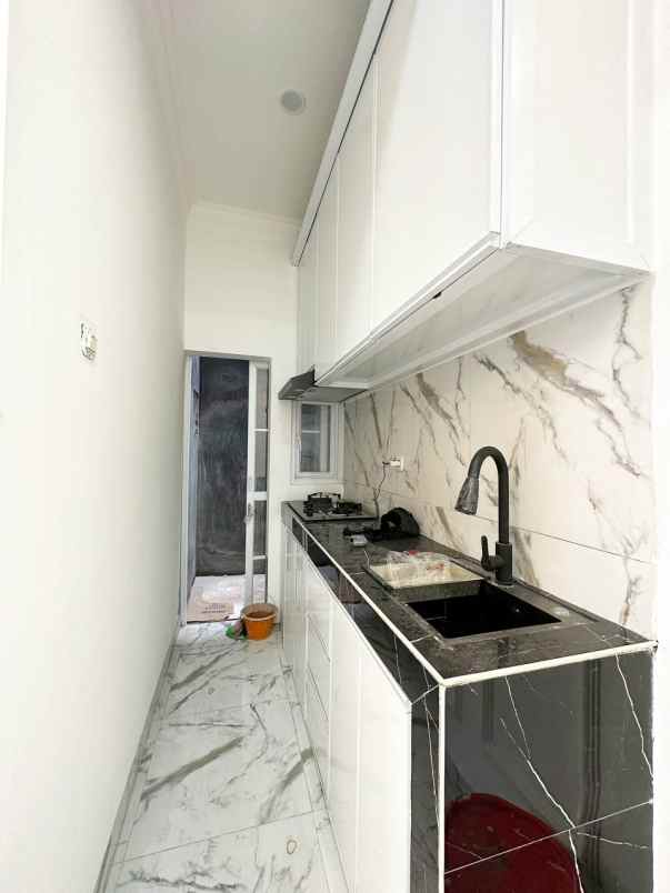 dijual rumah tanah baru beji