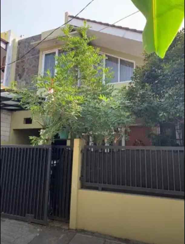 dijual rumah villa mas garden