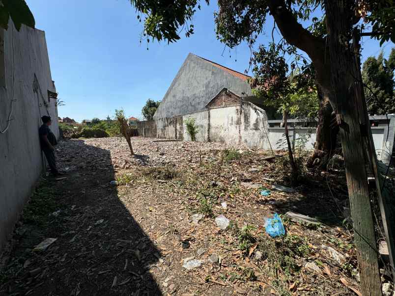 dijual tanah jalan wiyung bina warga