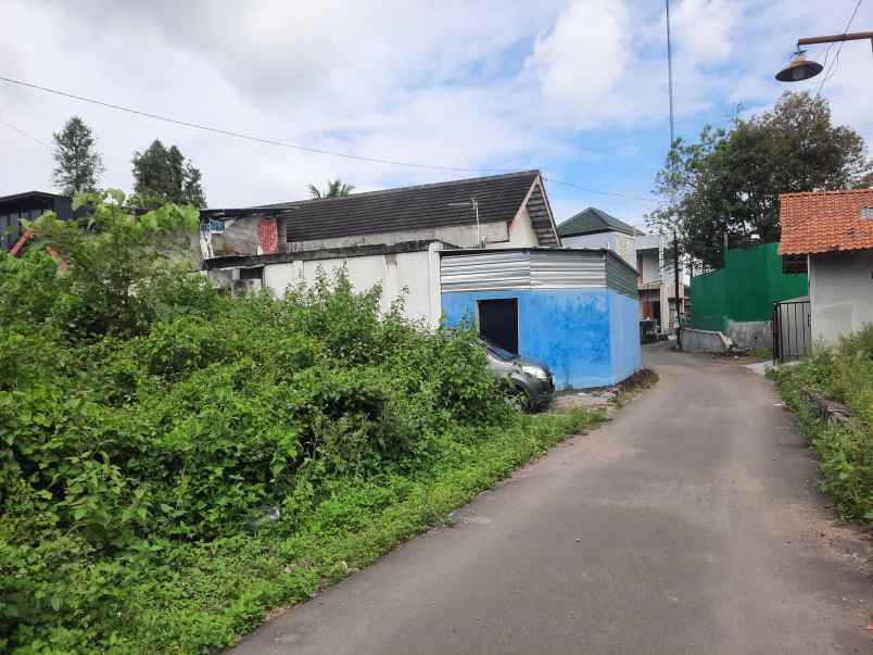 dijual tanah jl pandowoharjo