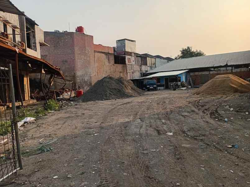 dijual tanah jl raya bekasi cipinang