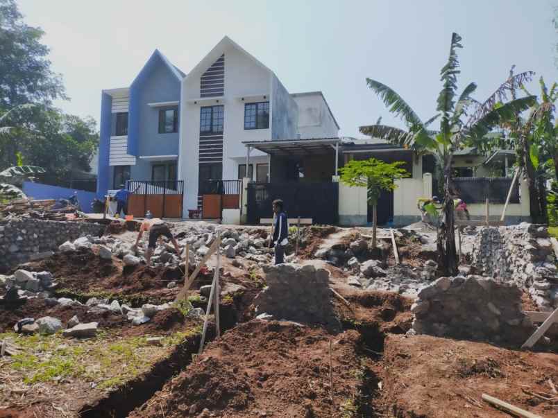 dijual tanah komplek pln ciguruwik