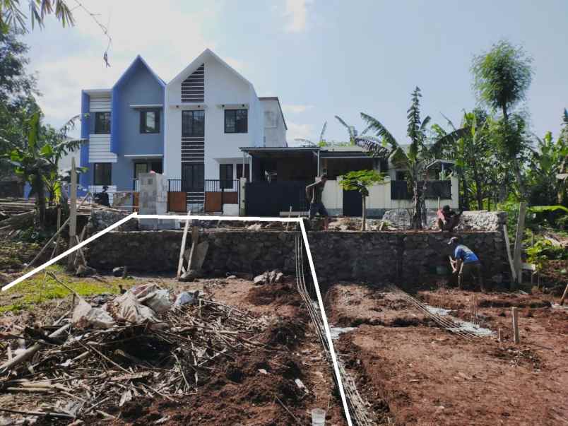 dijual tanah komplek pln ciguruwik