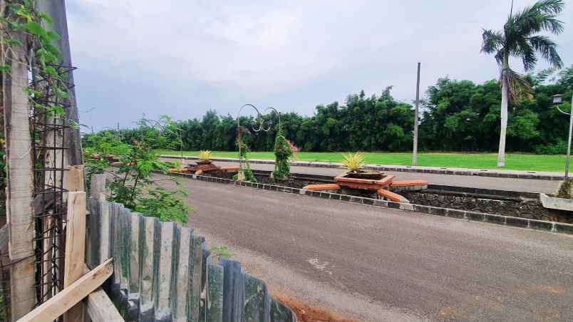 dijual tanah komplek taman kencana