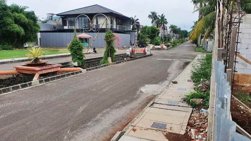 dijual tanah komplek taman kencana