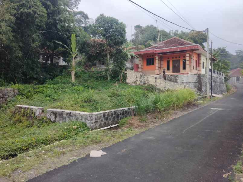 dijual tanah pinggir jl desa di cilimus