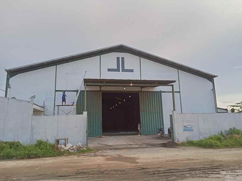 disewakan gudang di romokalisari