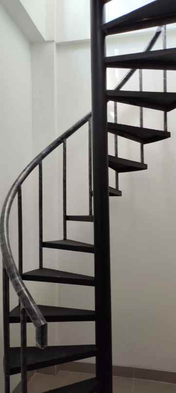 disewakan murah ruko boston pik2