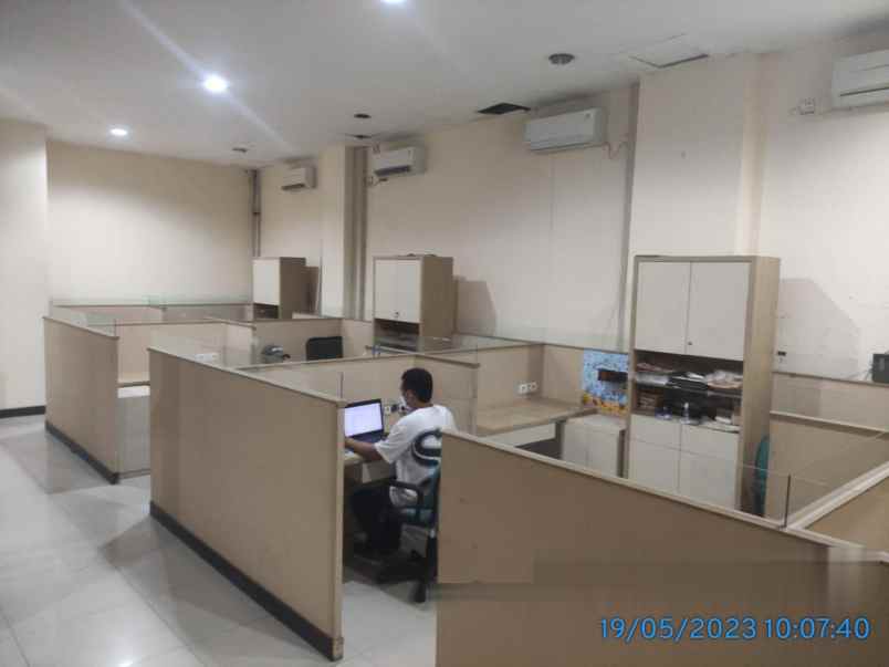 disewakan ruko gudang kantor gedong pasar rebo jakarta