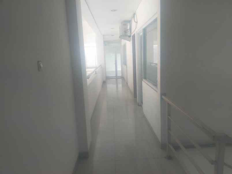disewakan ruko gudang kantor jalan raya menganti raya