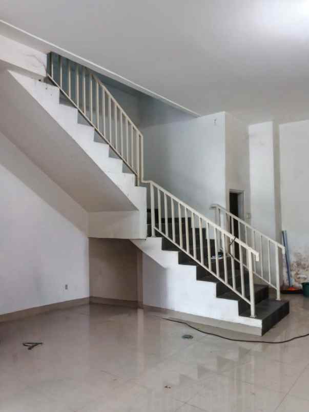 disewakan ruko gudang kantor jl kh hasyim azhari pinag