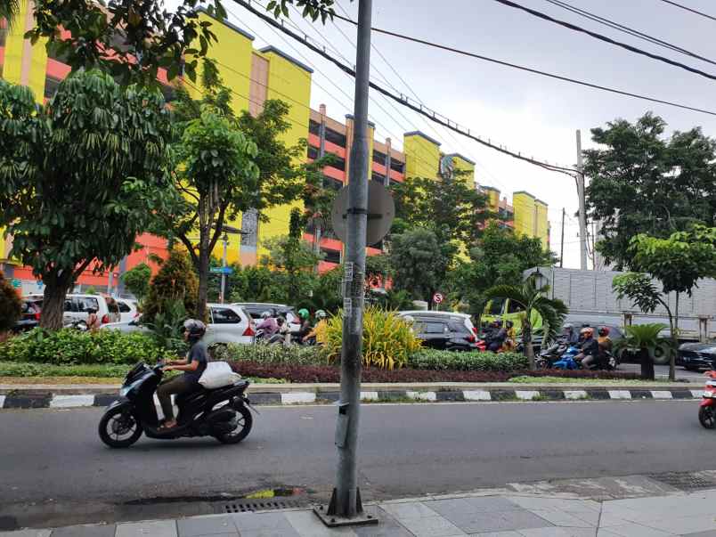 disewakan ruko gudang kantor tembaan