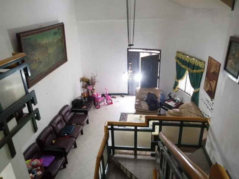 disewakan rumah cisitu indah sayap dago