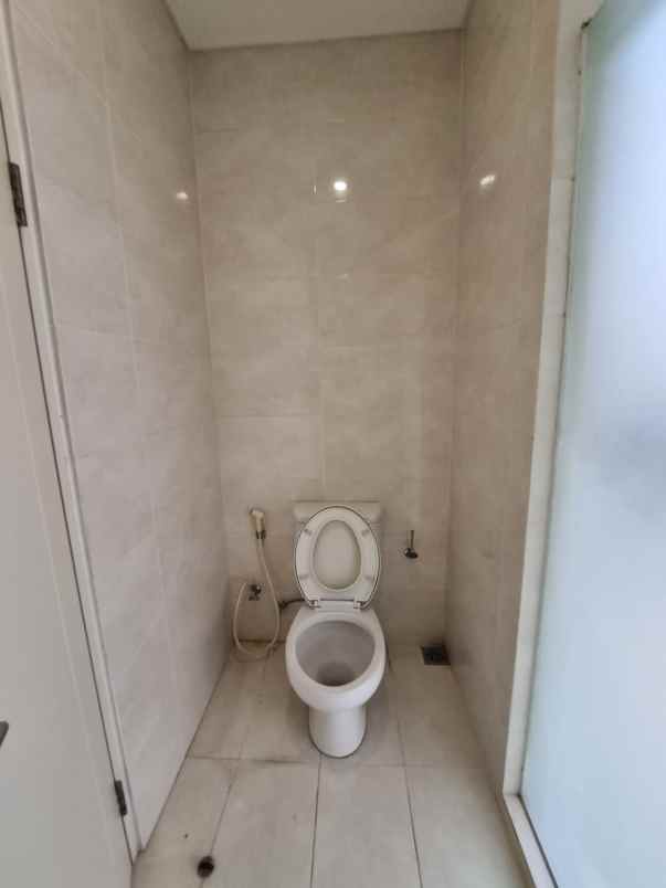 disewakan rumah grand pakuwon cluster adelaide