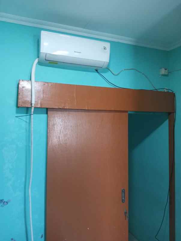 jual atau sewa rumah ciracas kelapa dua wetan jaktim