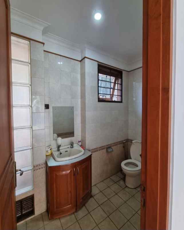 jual cepat rumah komplek setraduta bandung utara