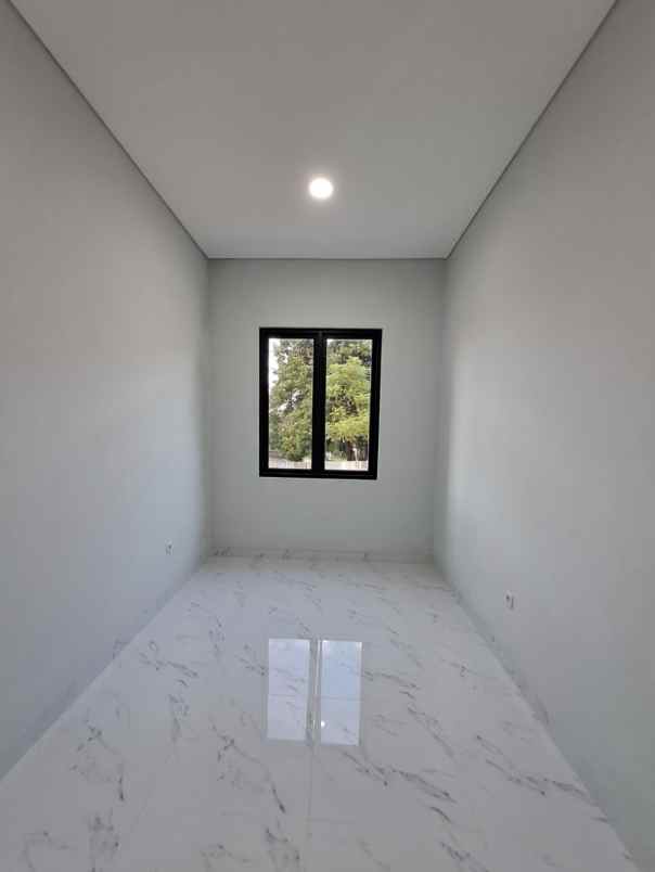 jual rumah modern dekat gerbang toll cinere