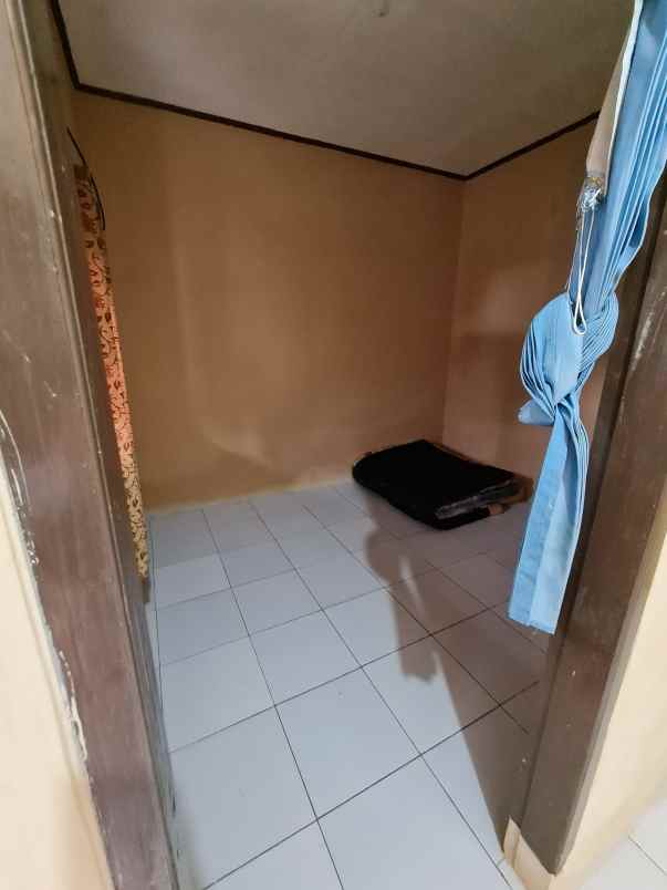 kost di dekat kelurahan soklat dan sman 3 subang